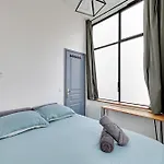 Renovated Design Apartment In Montparnasse